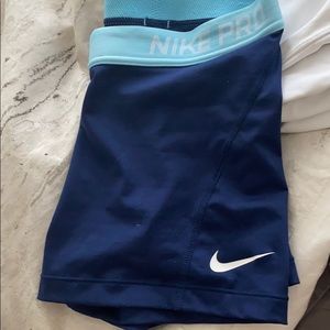 Nike pro short royal blue